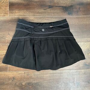 Athleta Black Tennis Golf Athletic Mini Skirt Size X-Small Shorts Lined Pleated